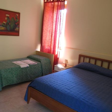 Agriturismo Torre Del Golfo Cropani Kültér fotó