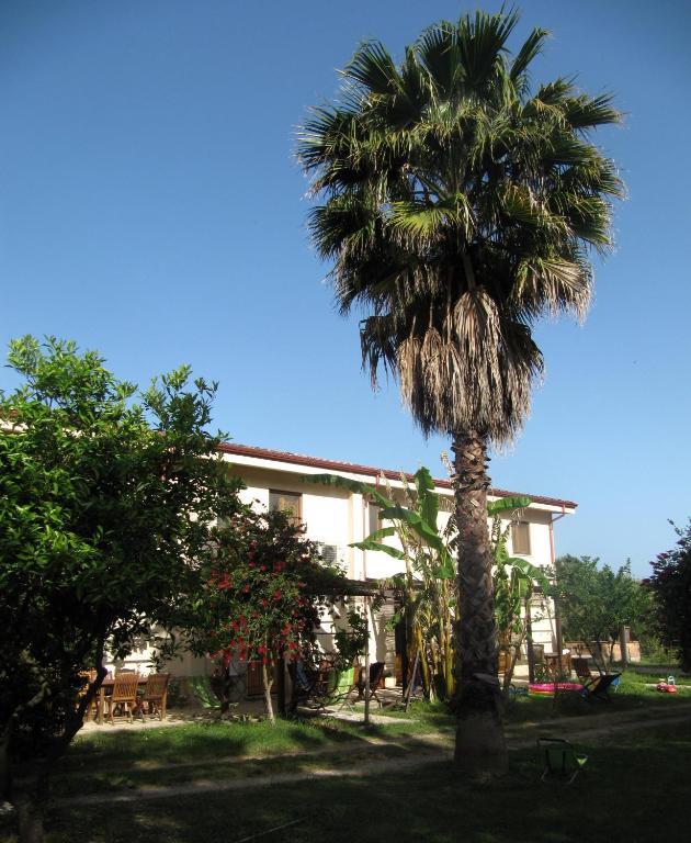 Agriturismo Torre Del Golfo Cropani Kültér fotó