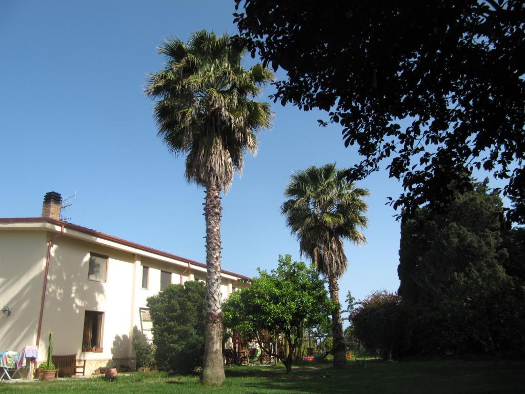 Agriturismo Torre Del Golfo Cropani Kültér fotó