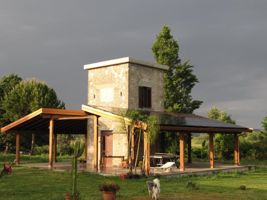 Agriturismo Torre Del Golfo Cropani Kültér fotó