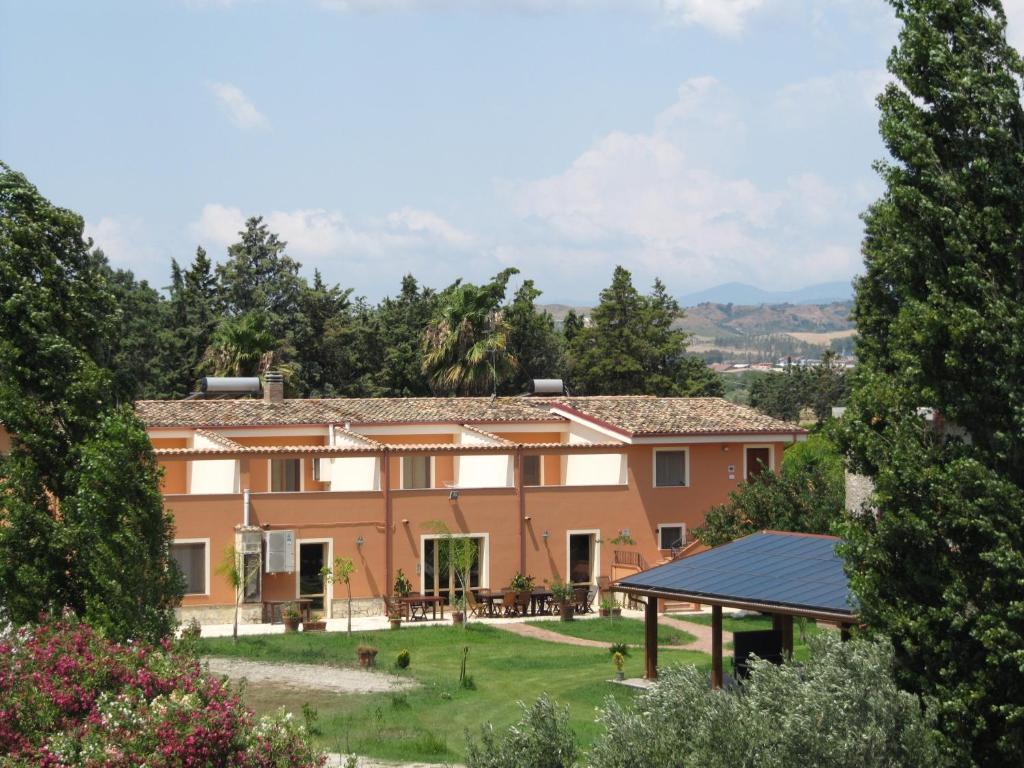 Agriturismo Torre Del Golfo Cropani Kültér fotó