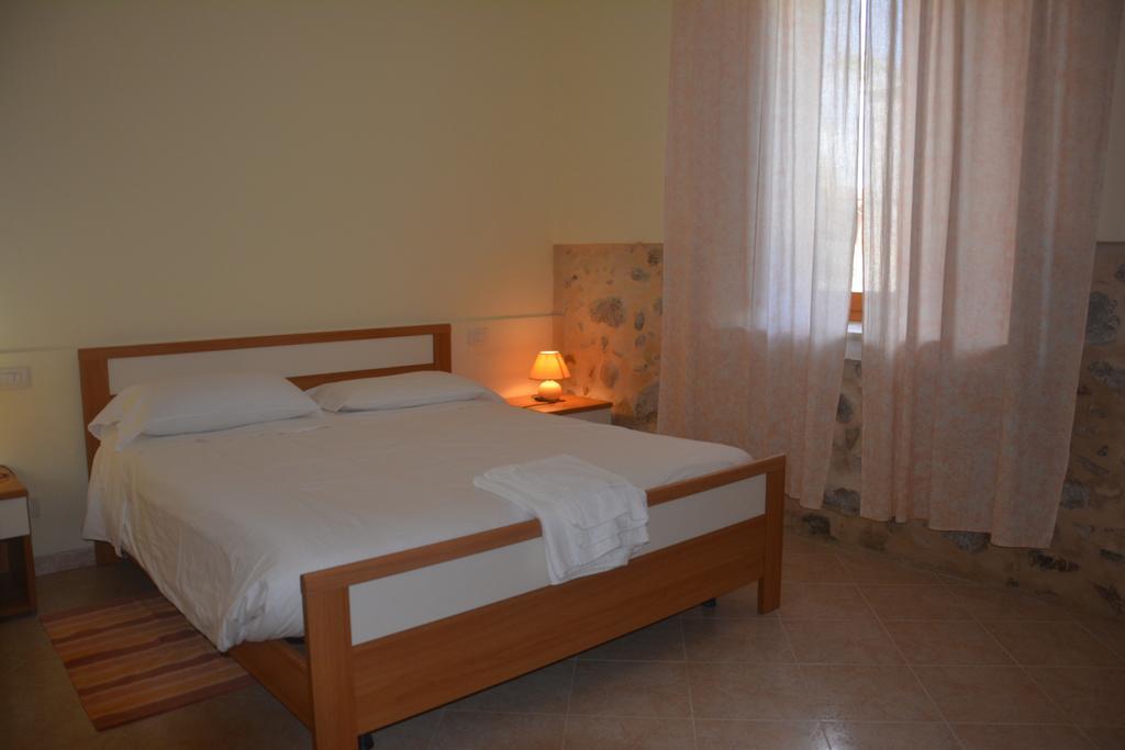 Agriturismo Torre Del Golfo Cropani Kültér fotó