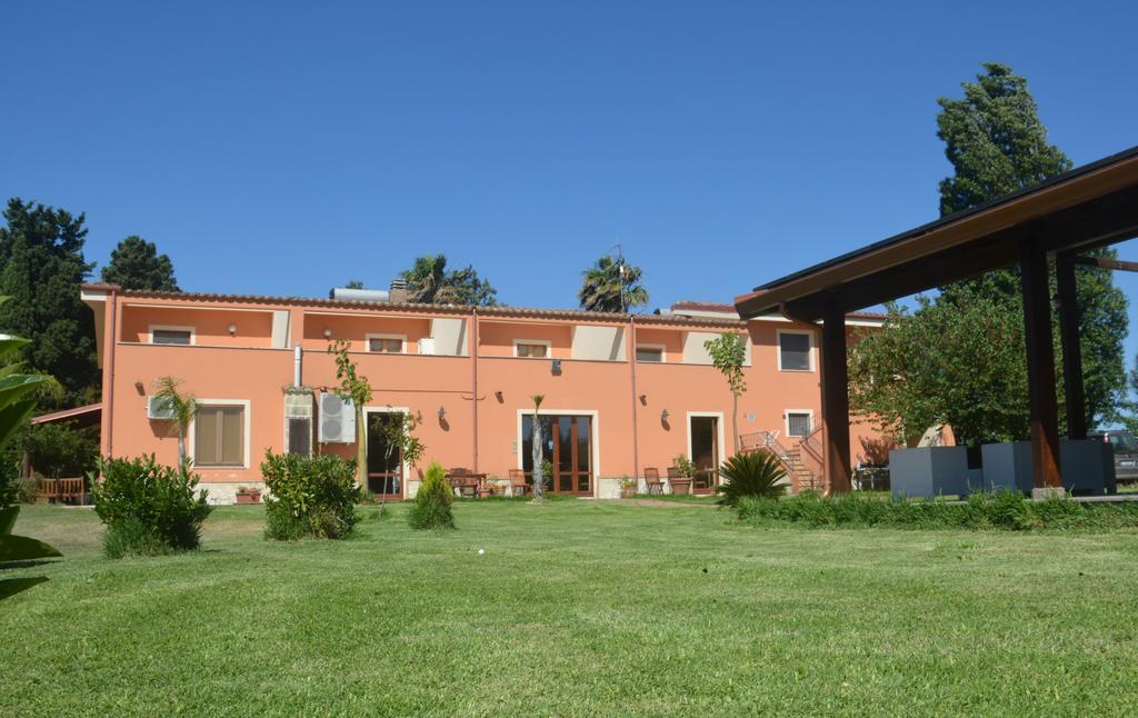 Agriturismo Torre Del Golfo Cropani Kültér fotó