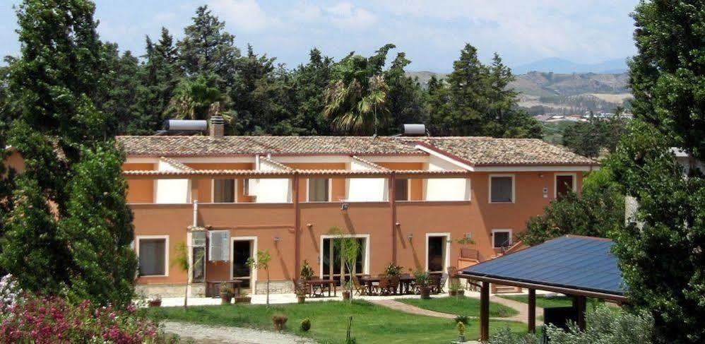 Agriturismo Torre Del Golfo Cropani Kültér fotó